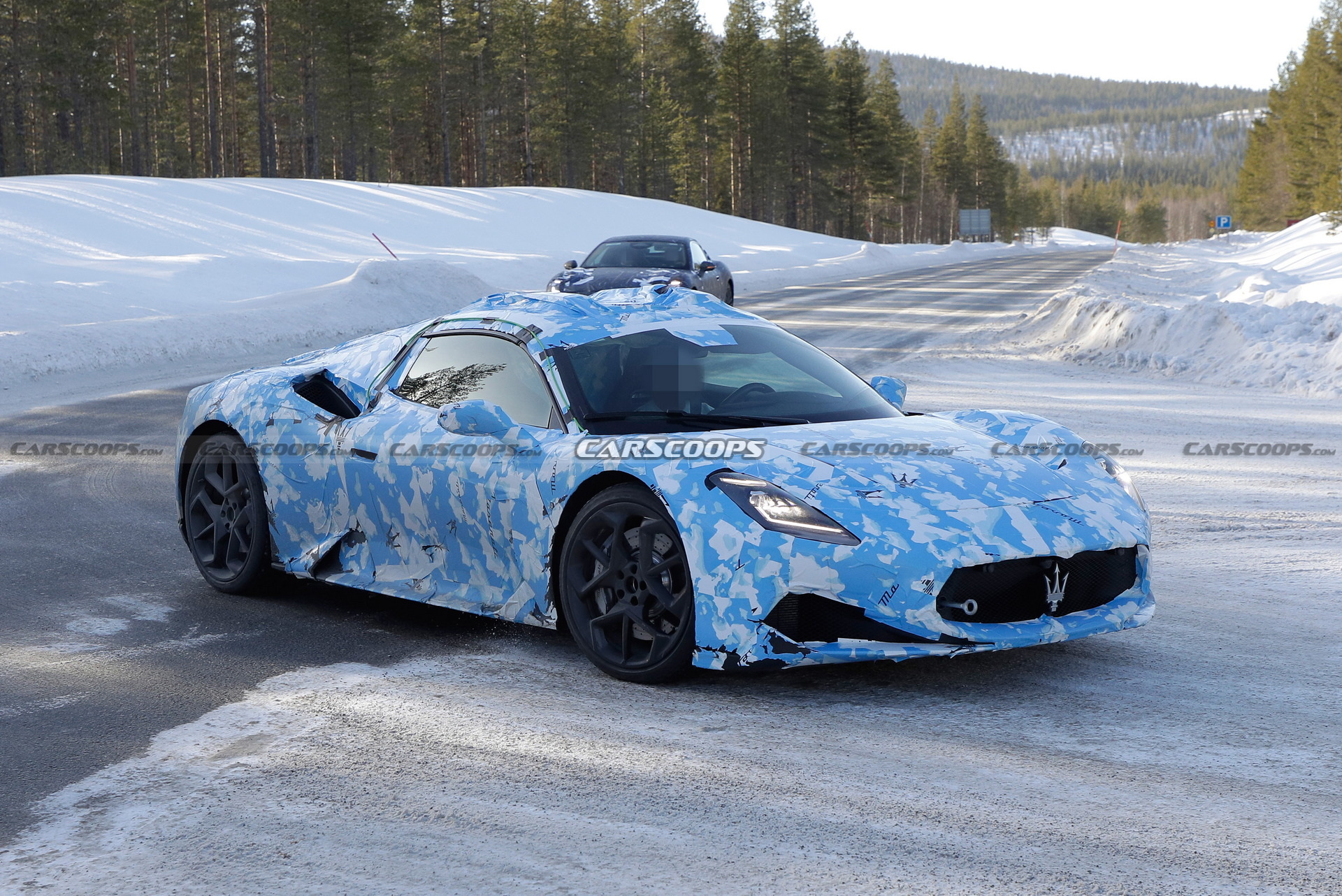玛莎拉蒂 MC20 敞篷原型车雪地测试照曝光
