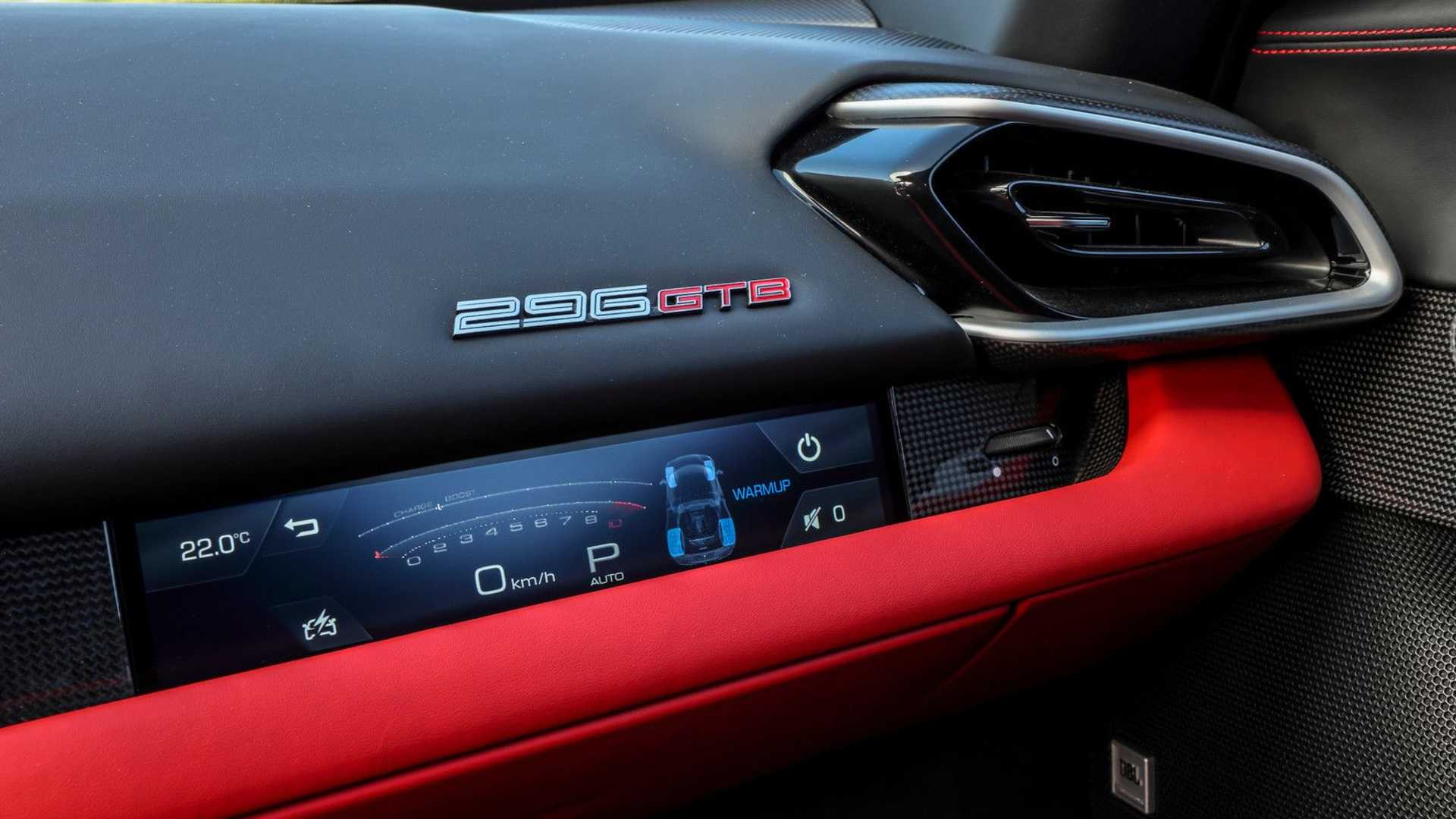 法拉利 296 GTB 首次驾驶回顾：V6 的回归