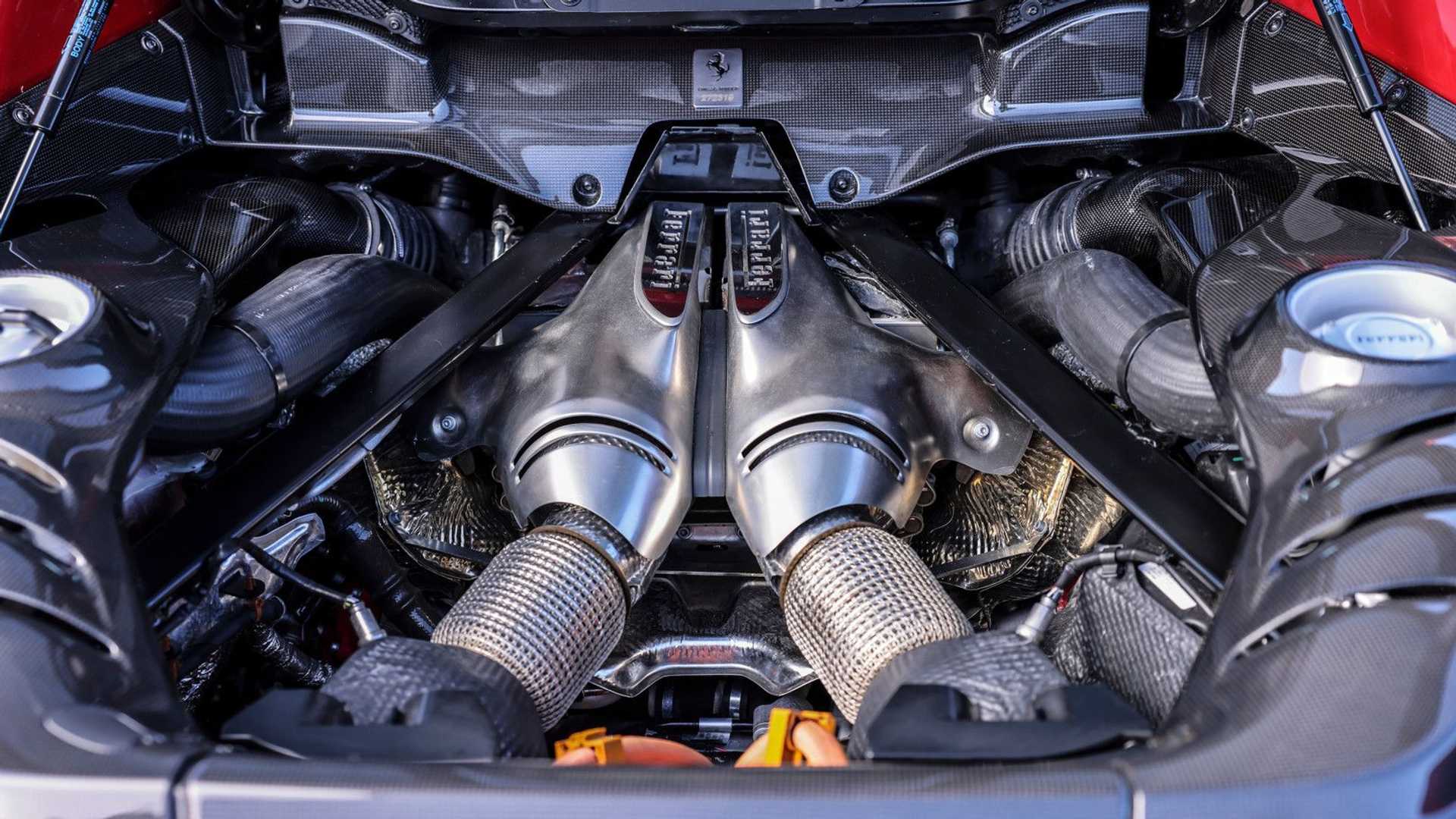 法拉利 296 GTB 首次驾驶回顾：V6 的回归