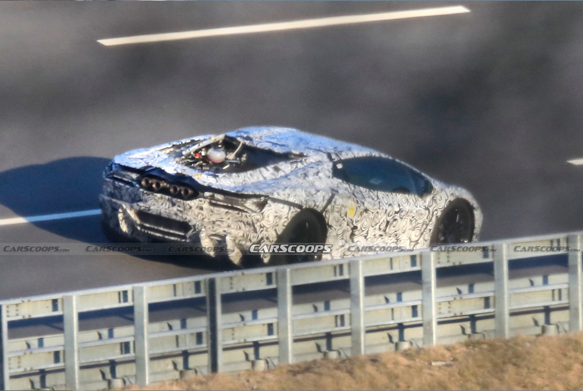 兰博基尼 Aventador 混合动力车的继任者谍照曝光