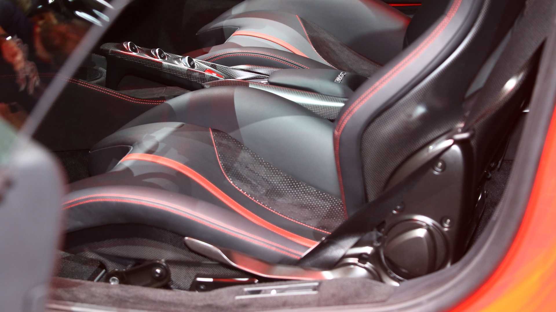 无法再订购法拉利 F8 Tributo 和 F8 Spider