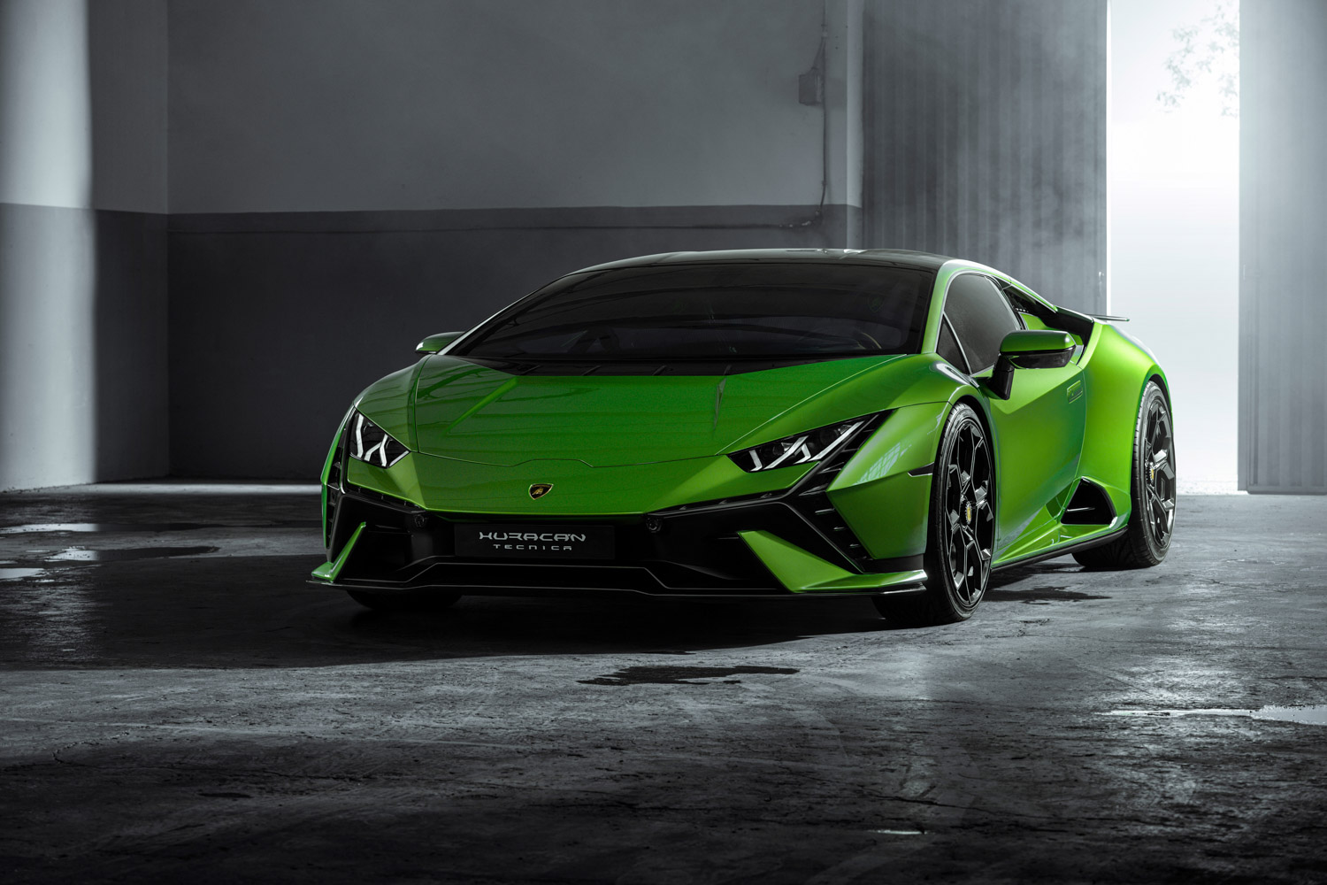 0-100km/h加速3.2秒 631马力 兰博基尼Huracán Tecnica官图发布