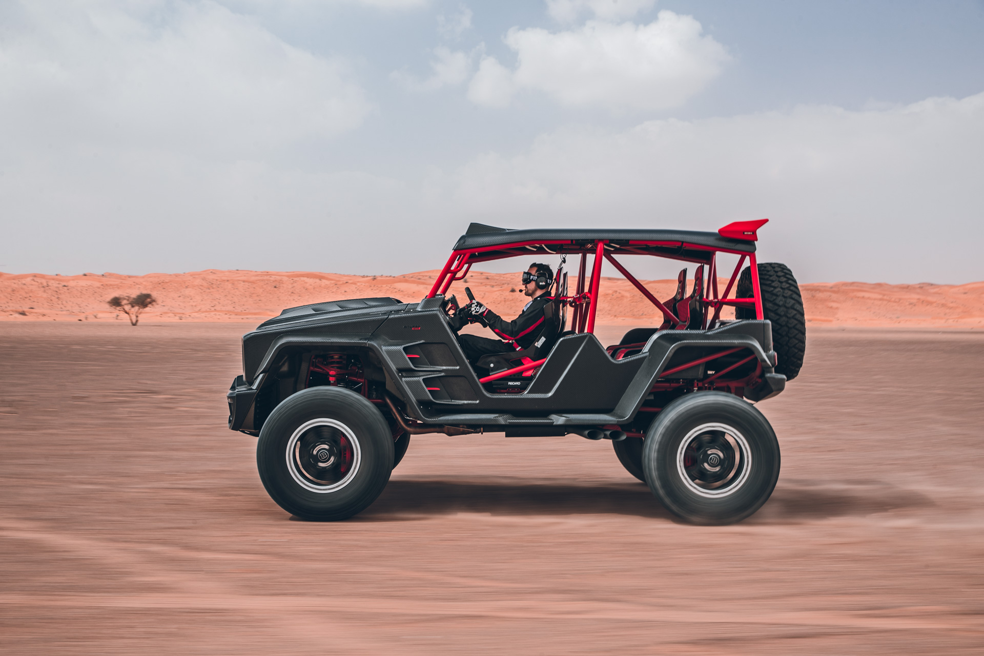 最硬核“大G” Brabus 900 Crawler沙丘越野车 限量生产15台