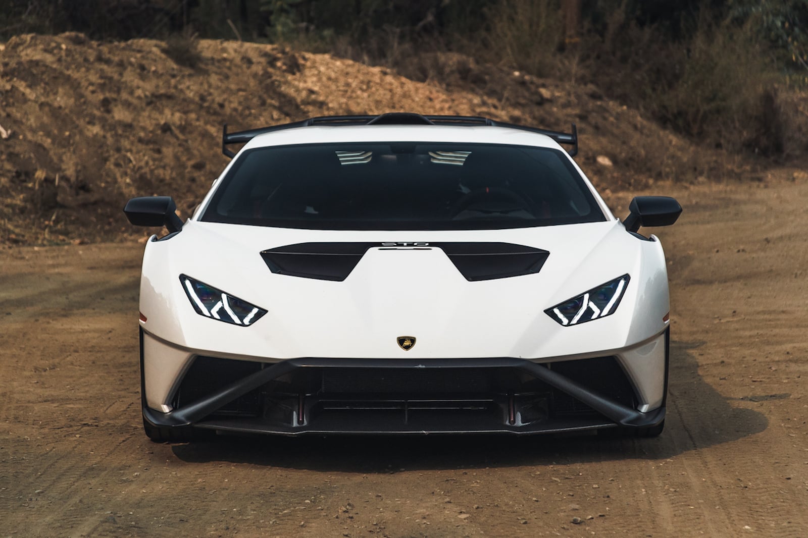 Valentino Balboni 为兰博基尼 Huracan STO 推出轻量化排气系统