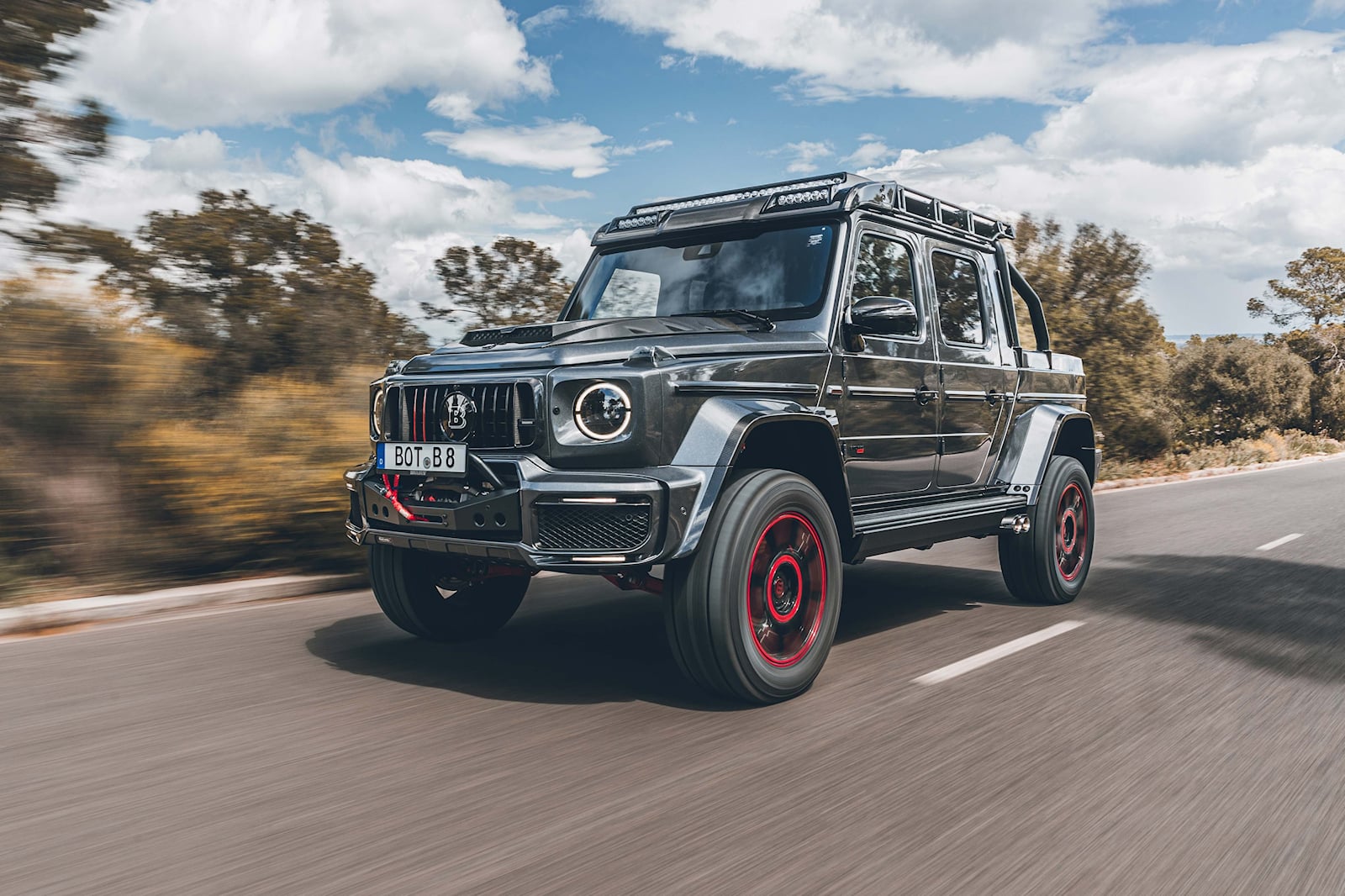 Brabus 推出 900-HP 皮卡车 限量10台