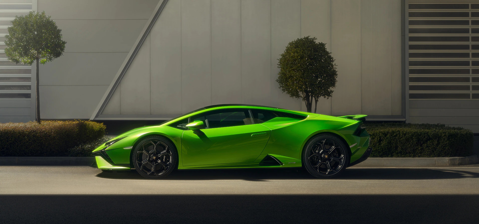 3.2秒破百 兰博基尼Huracán Tecnica 纯粹后驱悍将！