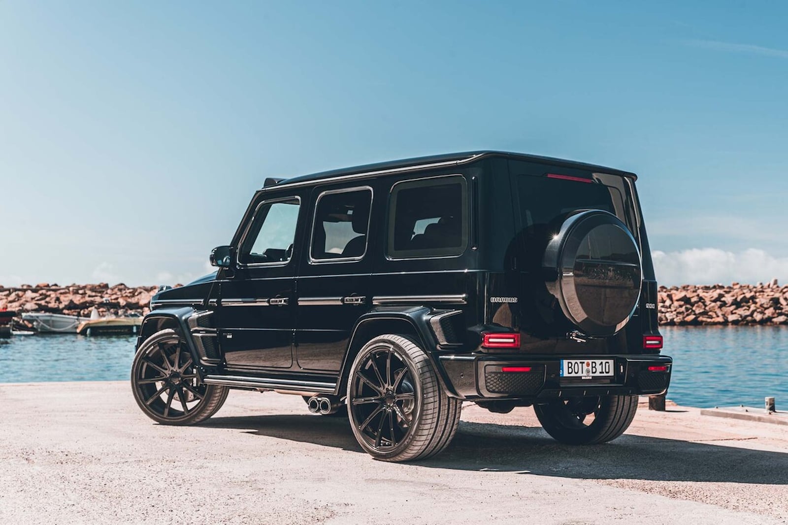 Brabus 赋予梅赛德斯 G63 900 HP