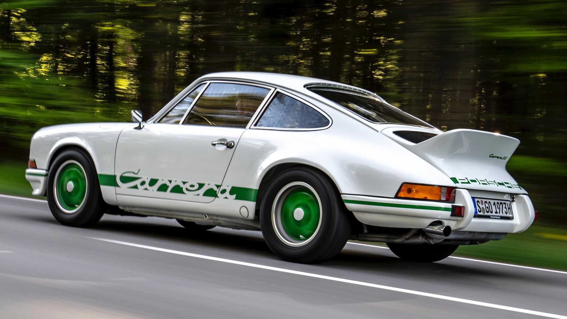 保时捷庆祝推出 911 Carrera RS 2.7 50 周年