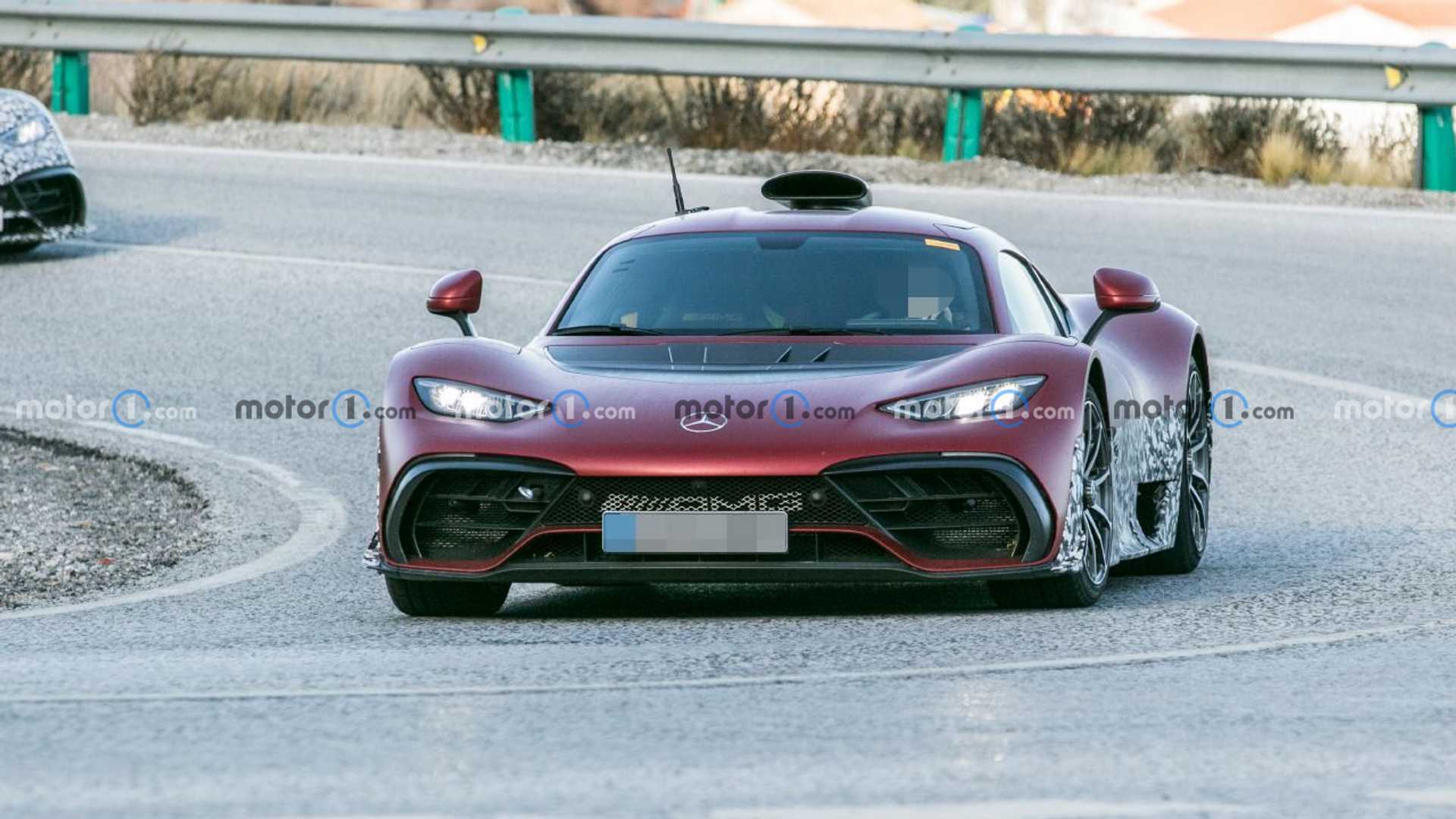 “公路版F1”AMG ONE量产版将于6月1日首发