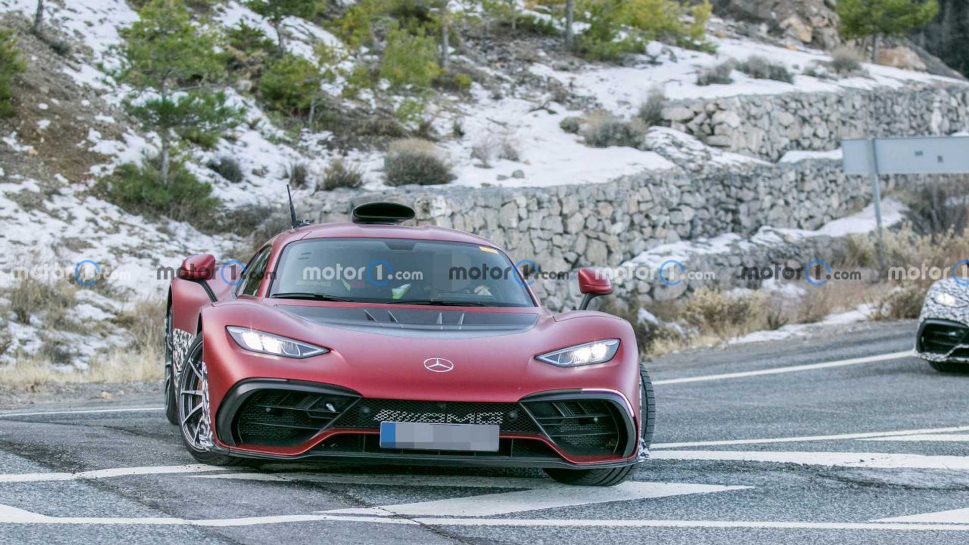“公路版F1”AMG ONE量产版将于6月1日首发