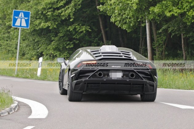 兰博基尼Huracan Sterrato最新谍照 或将于2023年上市