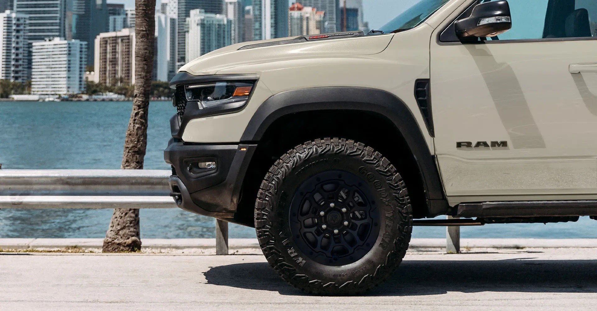 Ram 推出1500 TRX Sandblast Edition