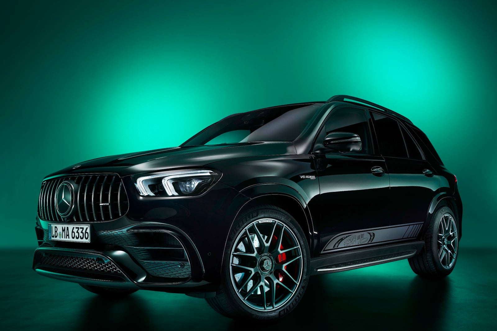 梅赛德斯-奔驰推出 GLE SUV 庆祝 AMG 55周年