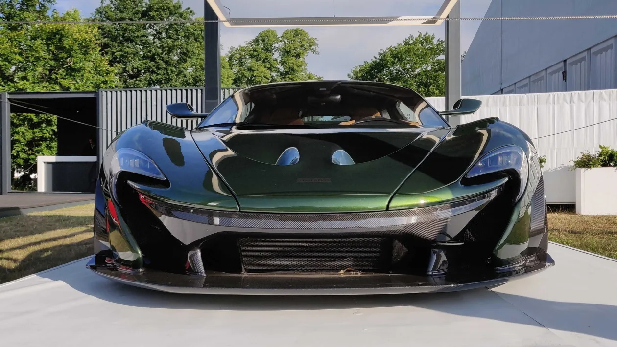 Lanzante 迈凯伦 P1 HDK 搭建Cosworth V8发动机