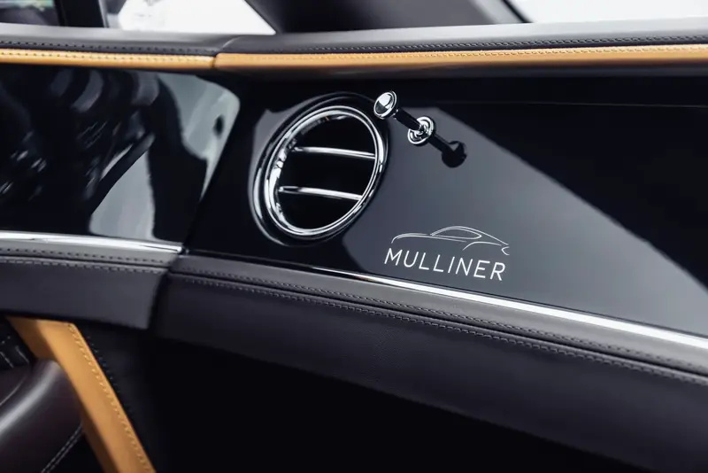 宾利欧陆 GT Mulliner - GT Speed 和 Azure Line 的完美结合