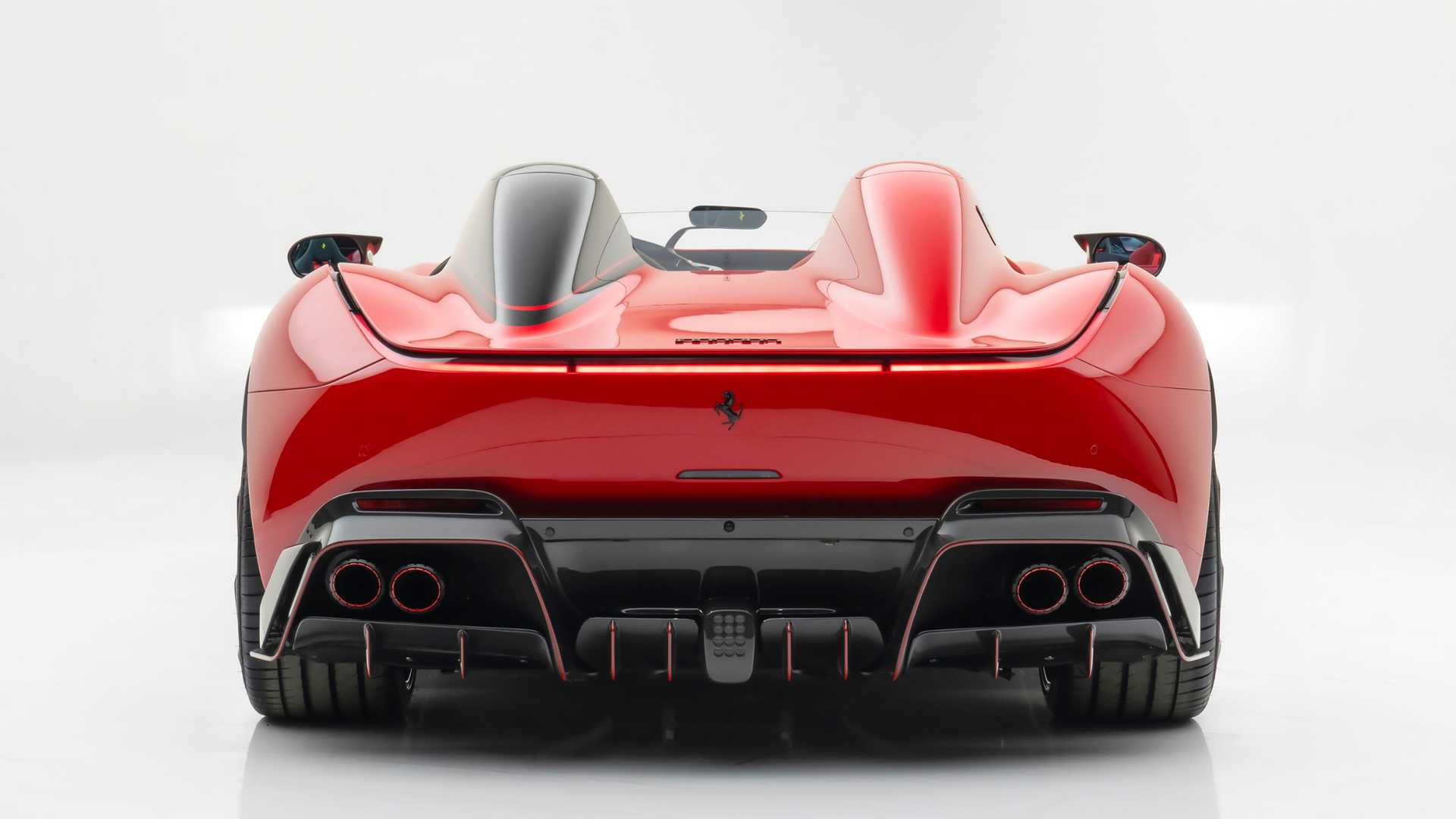 Mansory 为法拉利 Monza SP2 提供红色排气管小套件