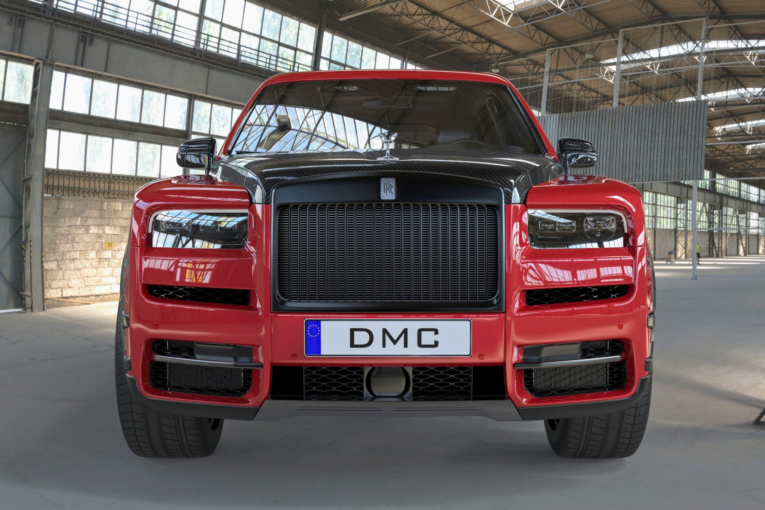 DMC为劳斯莱斯库里南提供宽体改装 
