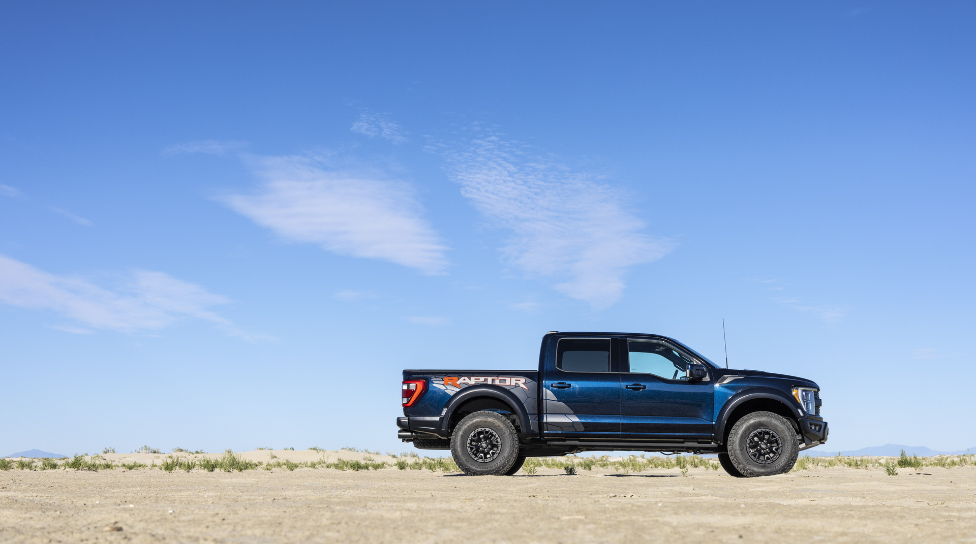 搭5.2L V8发动机 福特F-150猛禽R发布