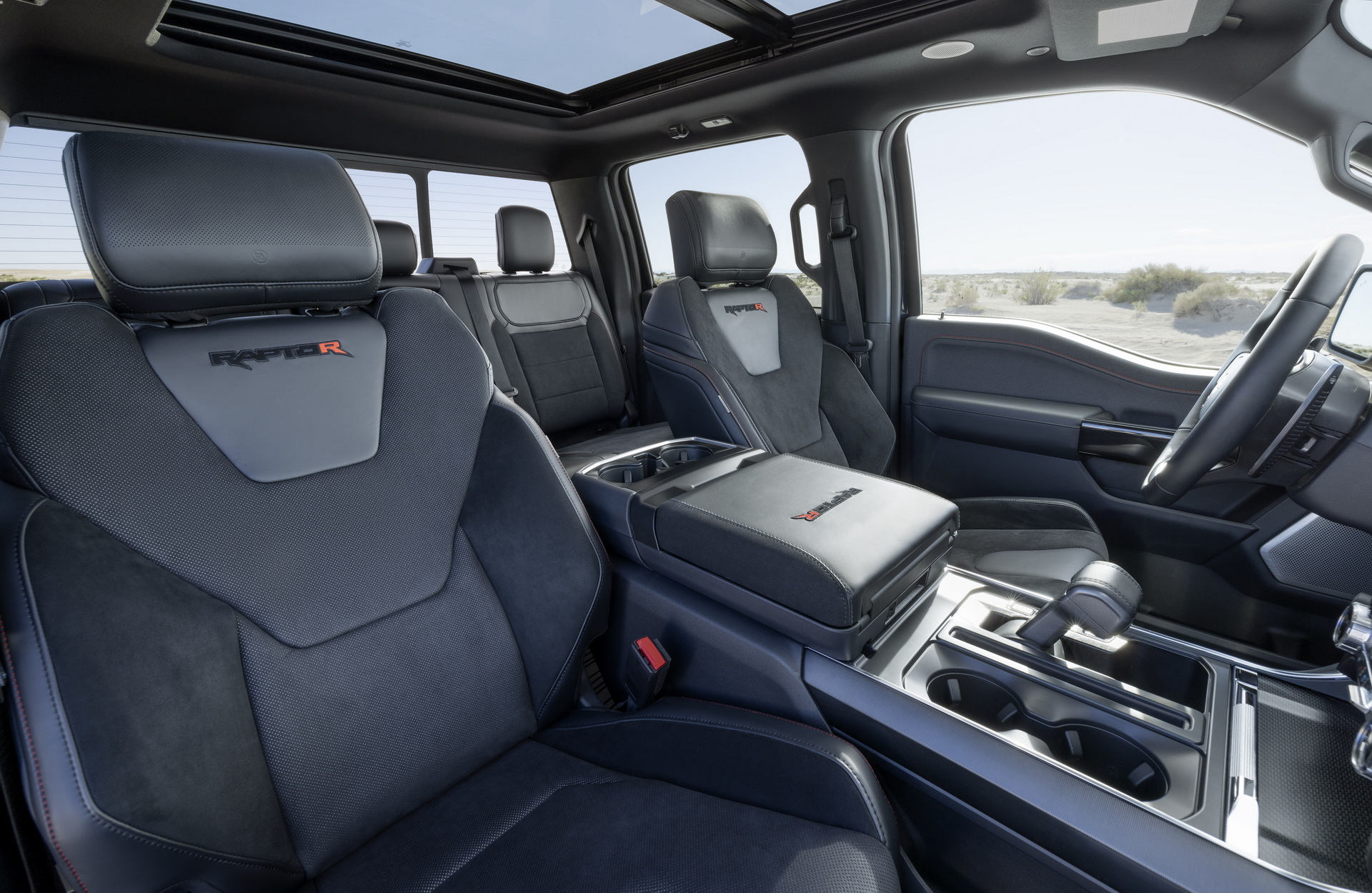 搭5.2L V8发动机 福特F-150猛禽R发布
