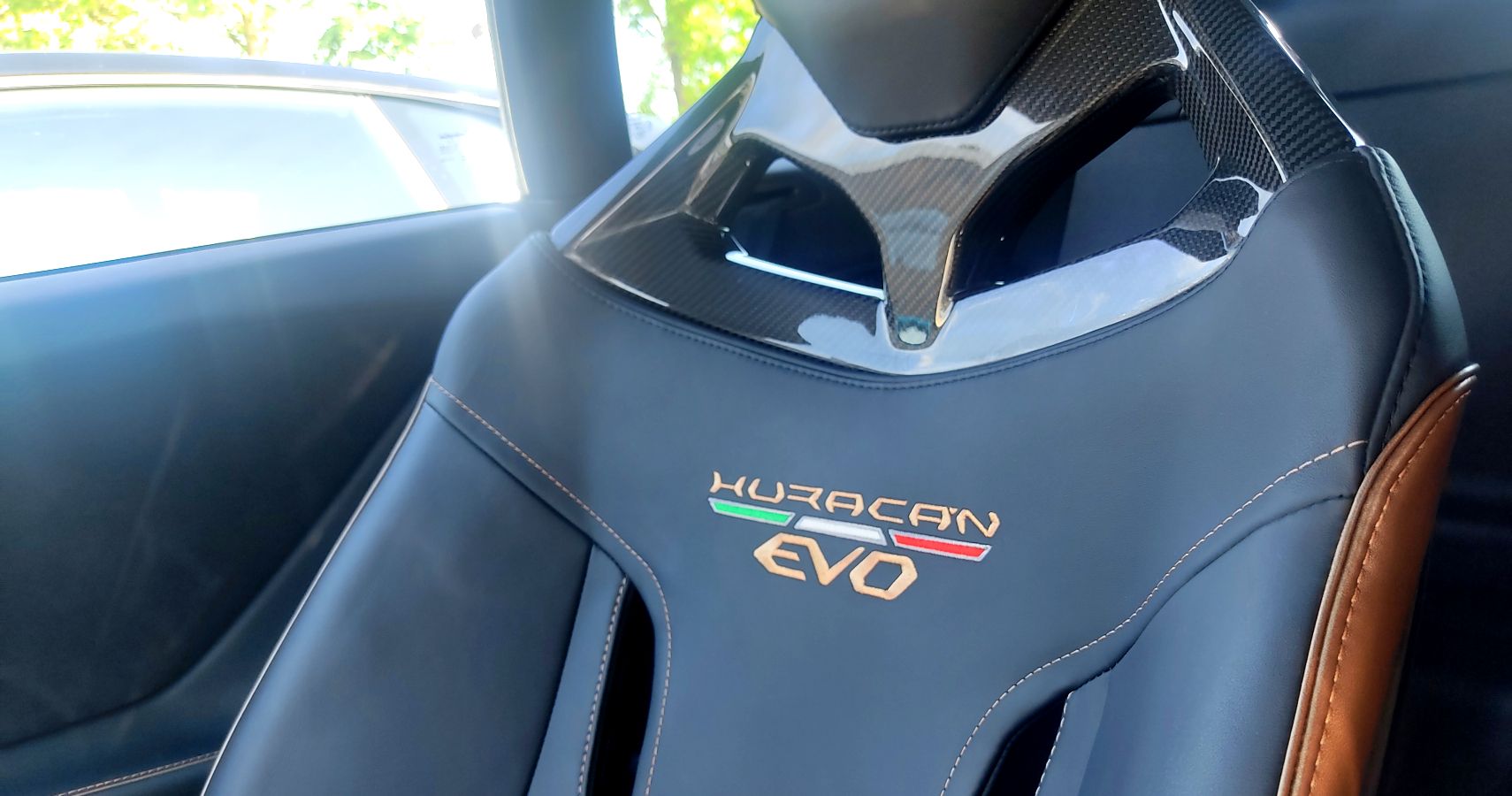 2022款兰博基尼 Huracán EVO RWD 评测：最实用的高性能超级跑车