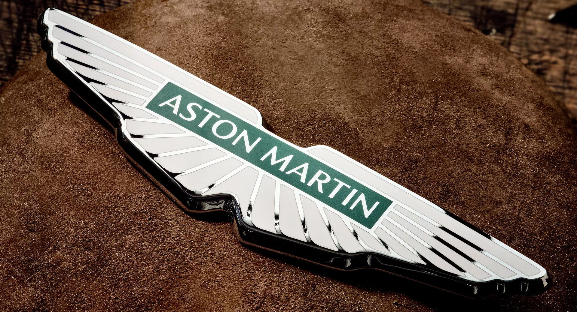 阿斯顿·马丁将在圆石滩推出两款“令人叹为观止”的新车型
