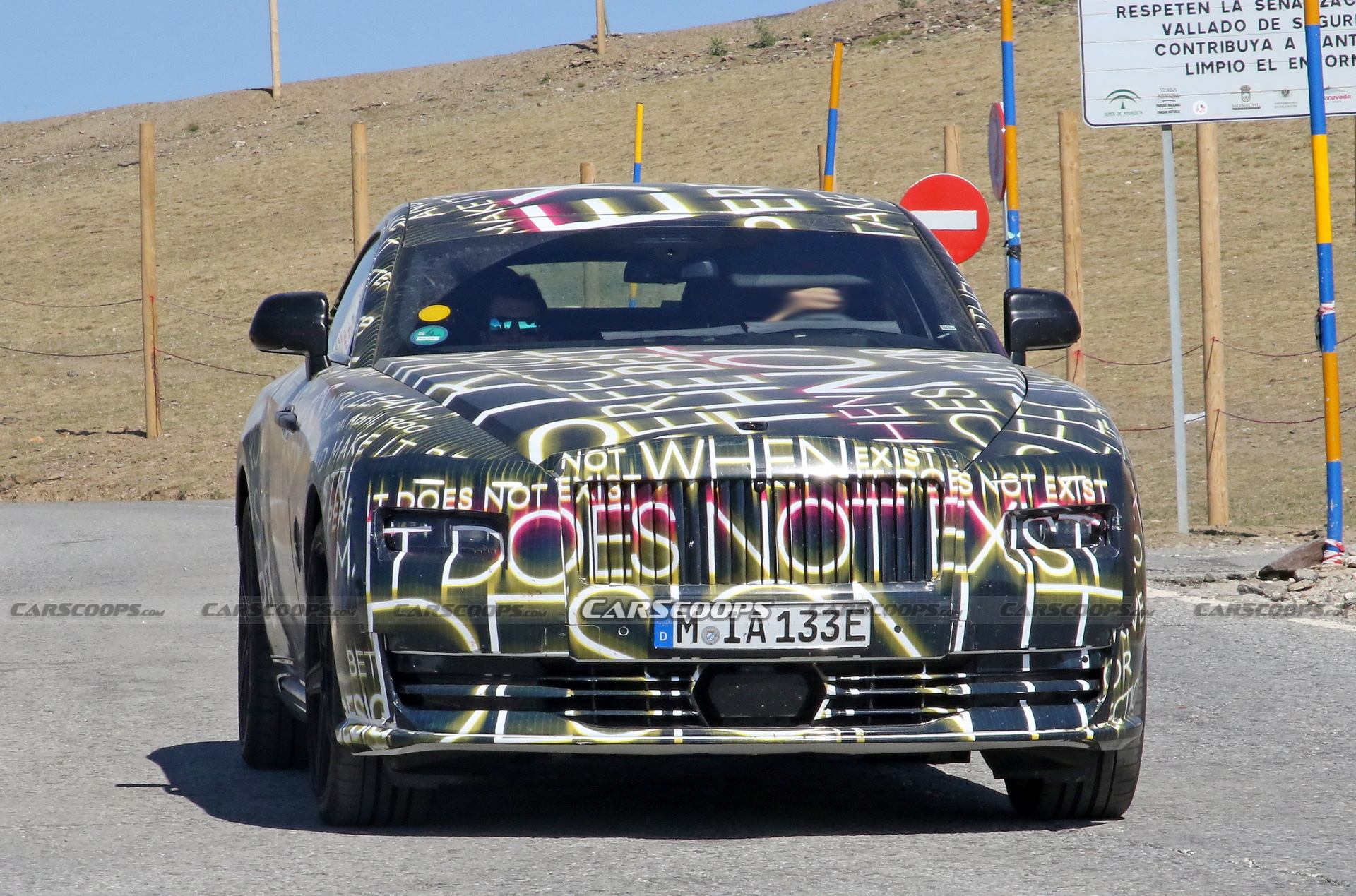 2024 劳斯莱斯 Spectre Electric Coupe 内饰谍照曝光