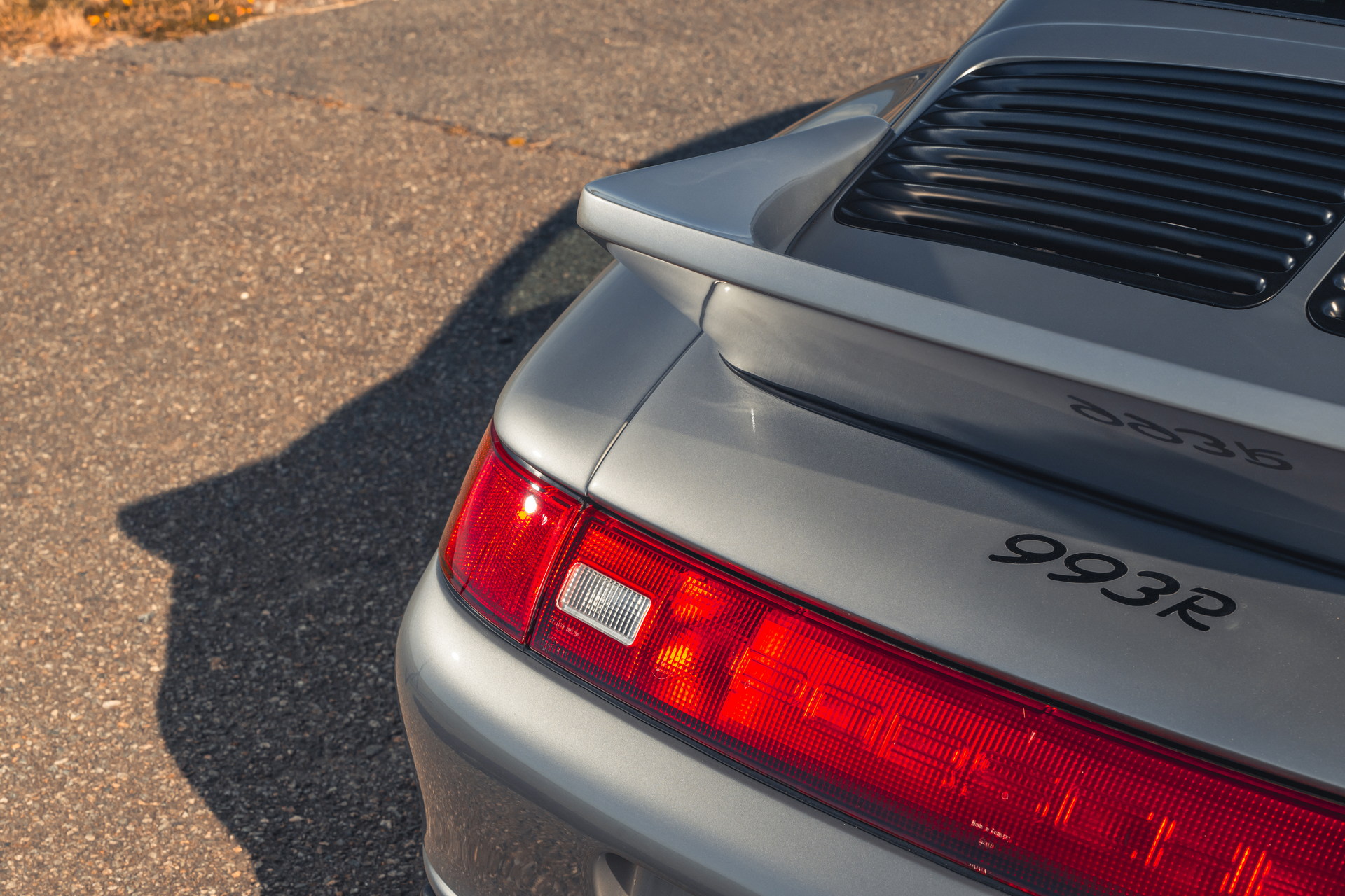 保时捷专家Paul Stephens推出了最新作品 Autoart 993R