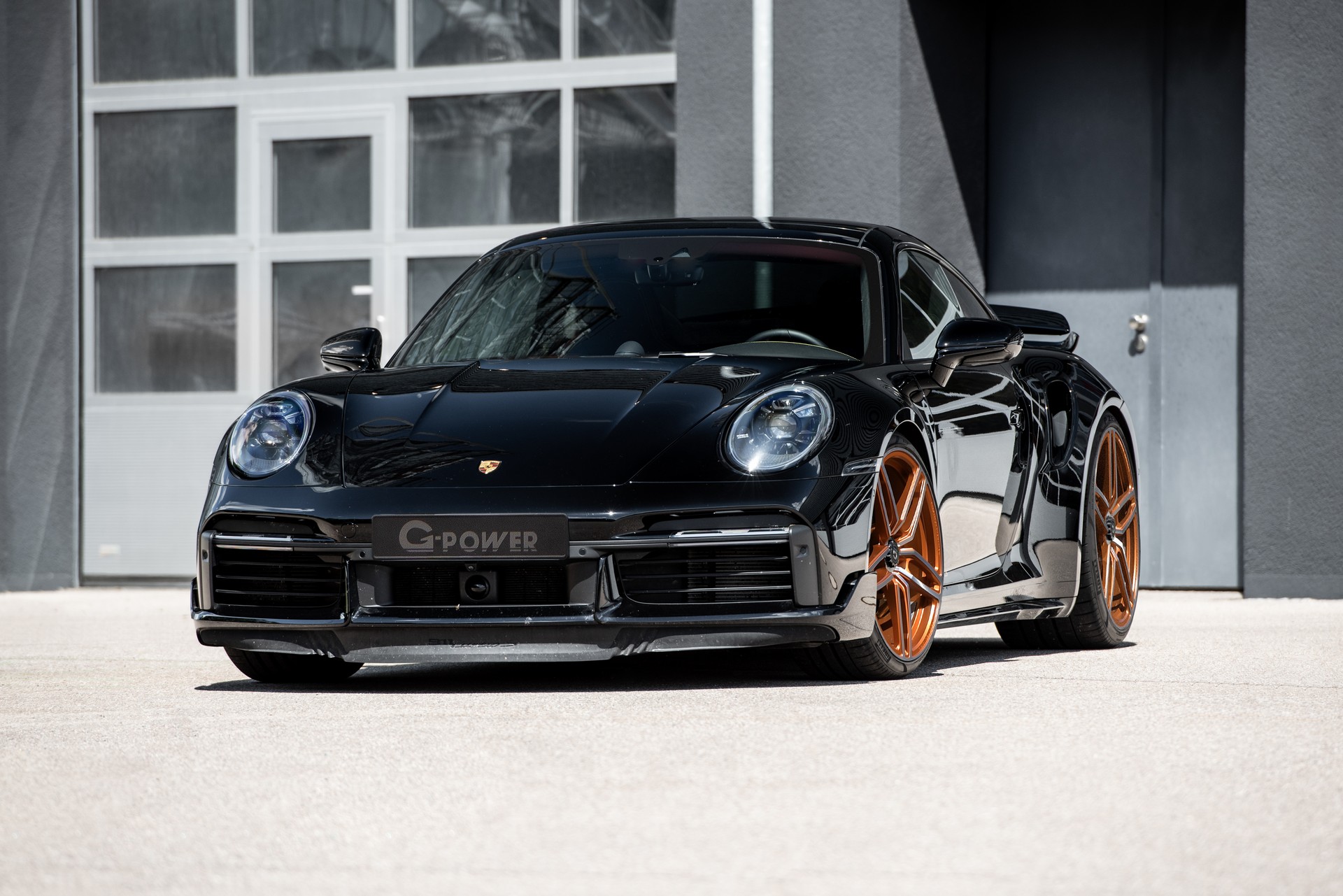 G-Power保时捷911 Turbo S  拥有800马力和橙色轮毂