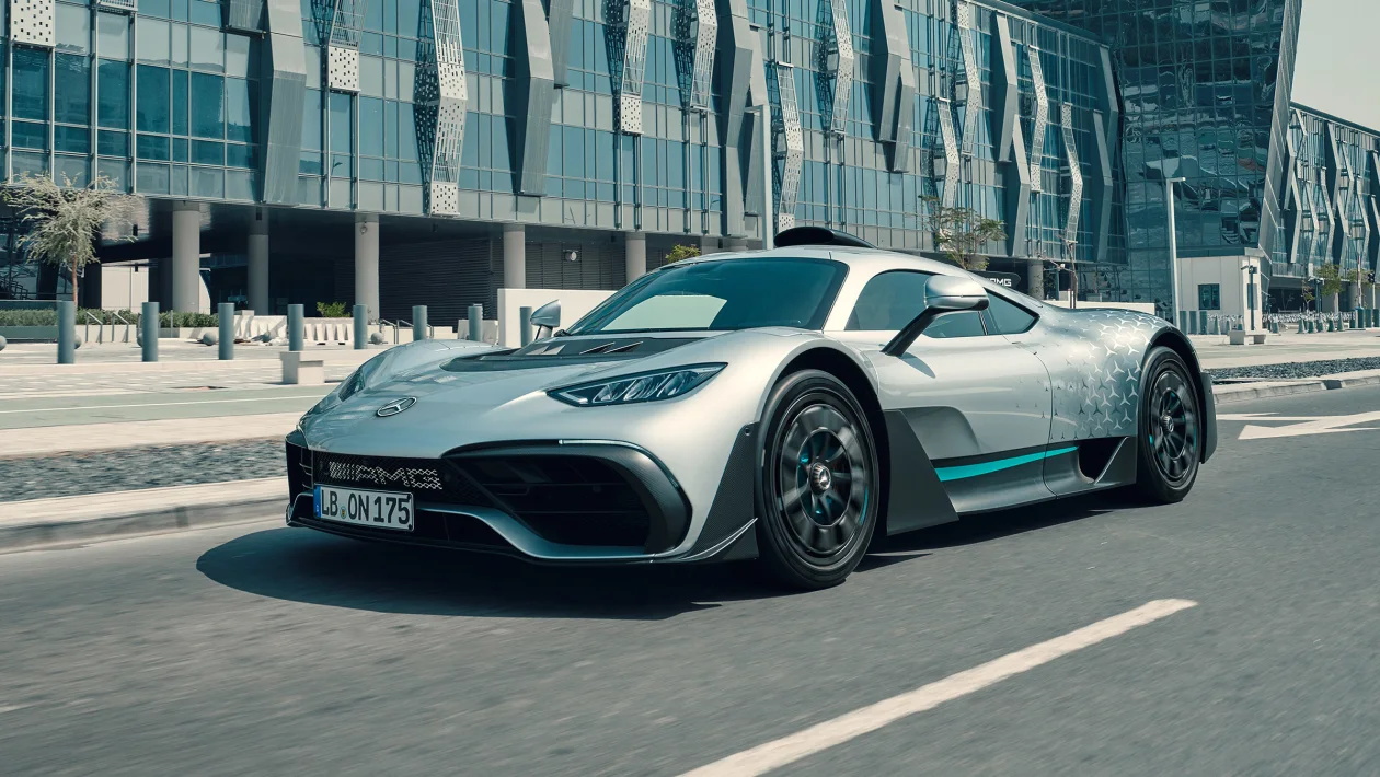 梅赛德斯-AMG One 超级跑车在英国投入生产