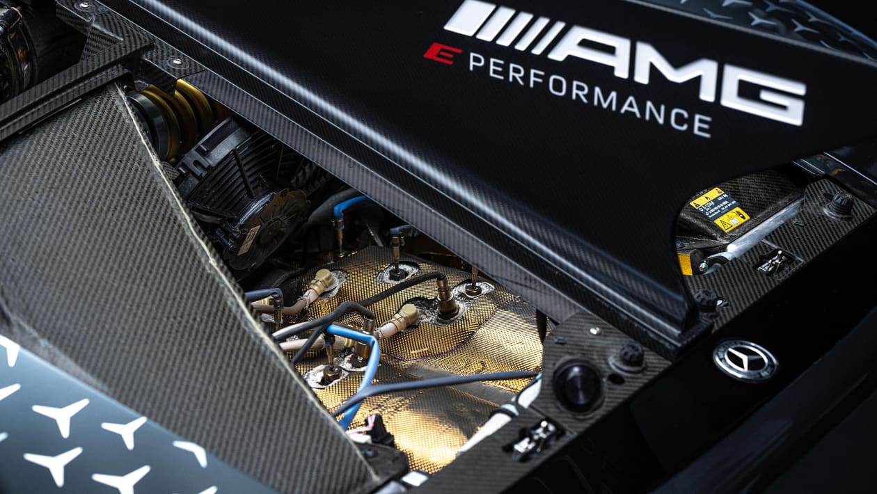 梅赛德斯-AMG One 超级跑车在英国投入生产