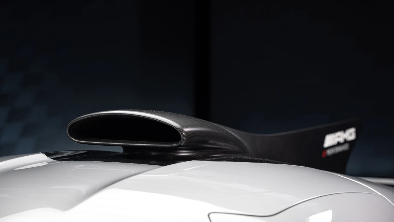 梅赛德斯-AMG One 超级跑车在英国投入生产