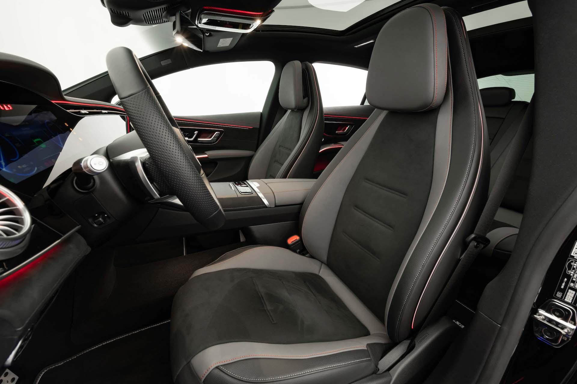 Brabus版梅赛德斯 EQS 官图发布
