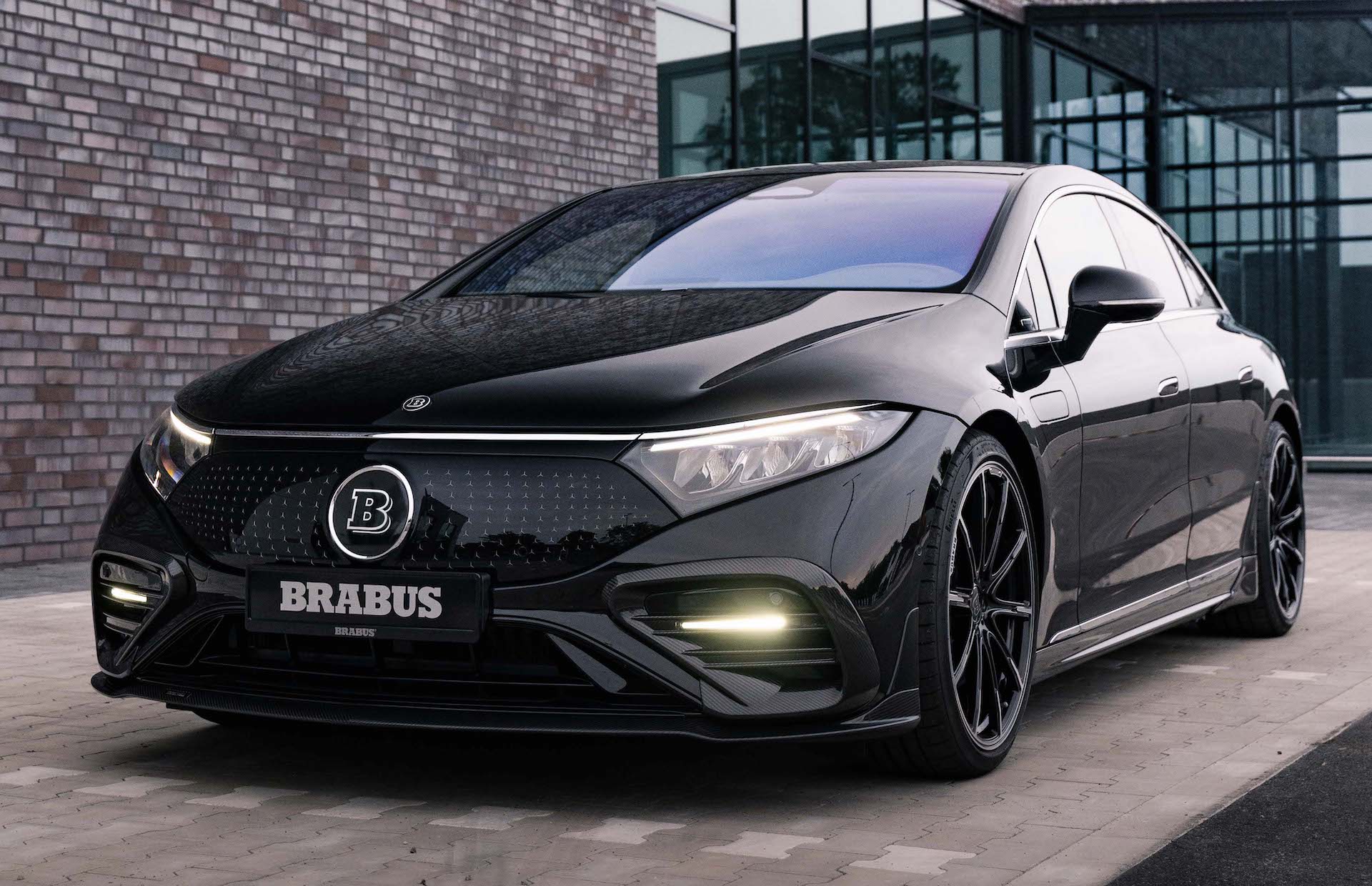Brabus版梅赛德斯 EQS 官图发布