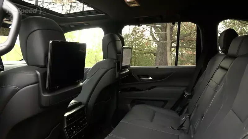 2022款雷克萨斯 LX 600 评测：全新的老派方式