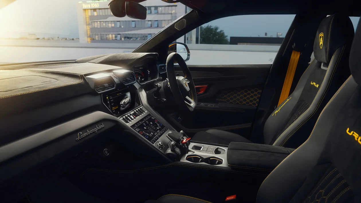 兰博基尼 Urus Performante “超级 SUV”首次亮相