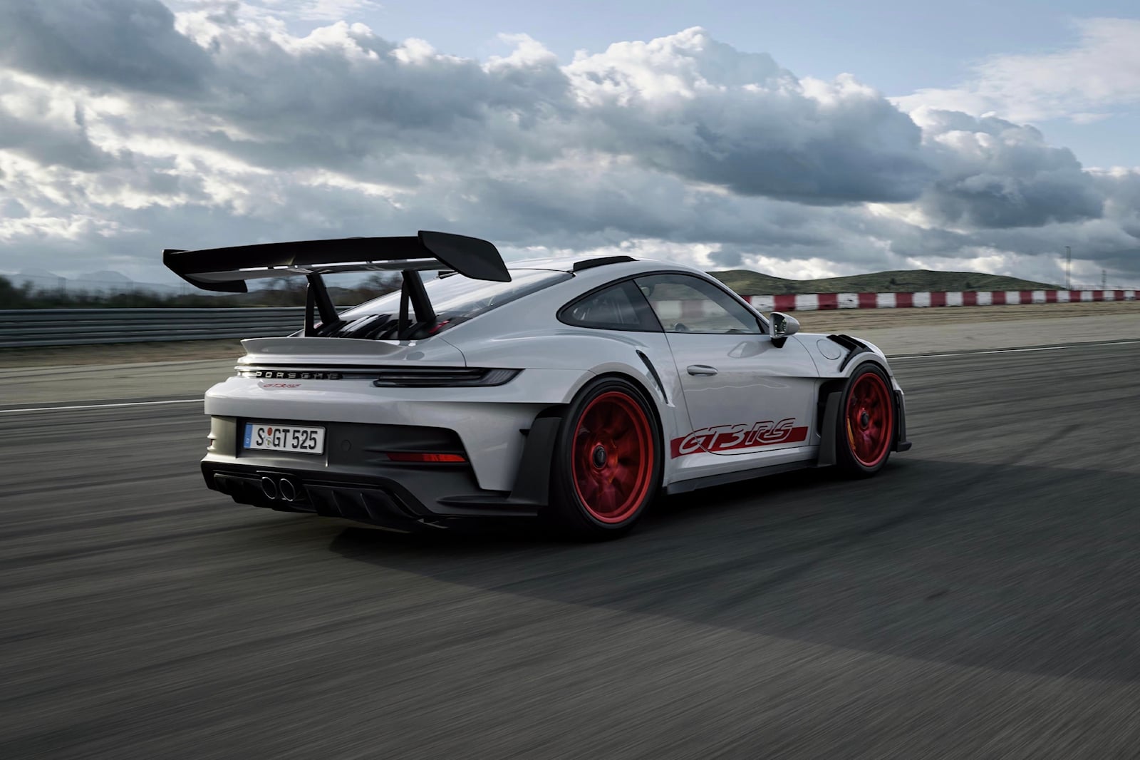 2023款保时捷 911 GT3 RS 的5个最酷的功能