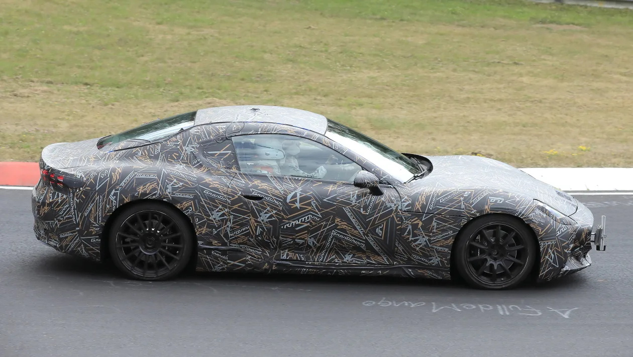 玛莎拉蒂 GranTurismo Folgore - 高性能电动 GT 成为焦点