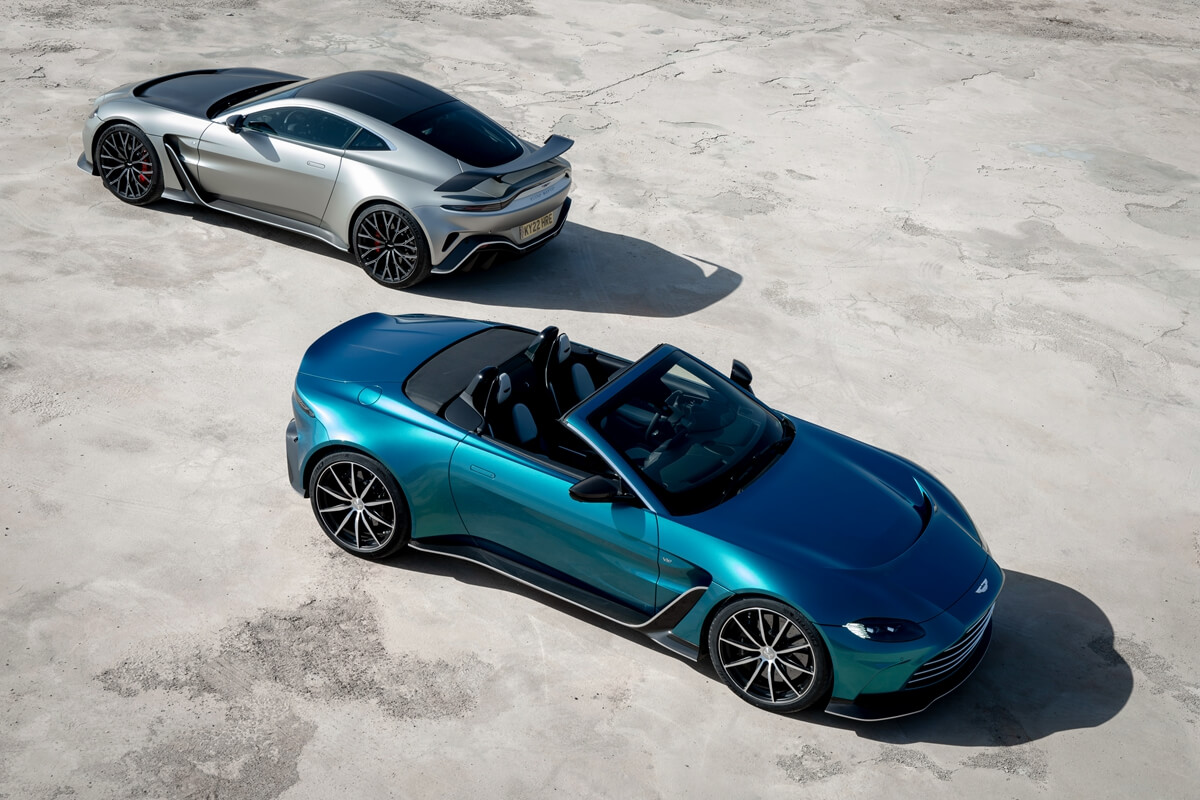 风格、声浪和速度的终极表达！阿斯顿马丁 V12 Vantage Roadster