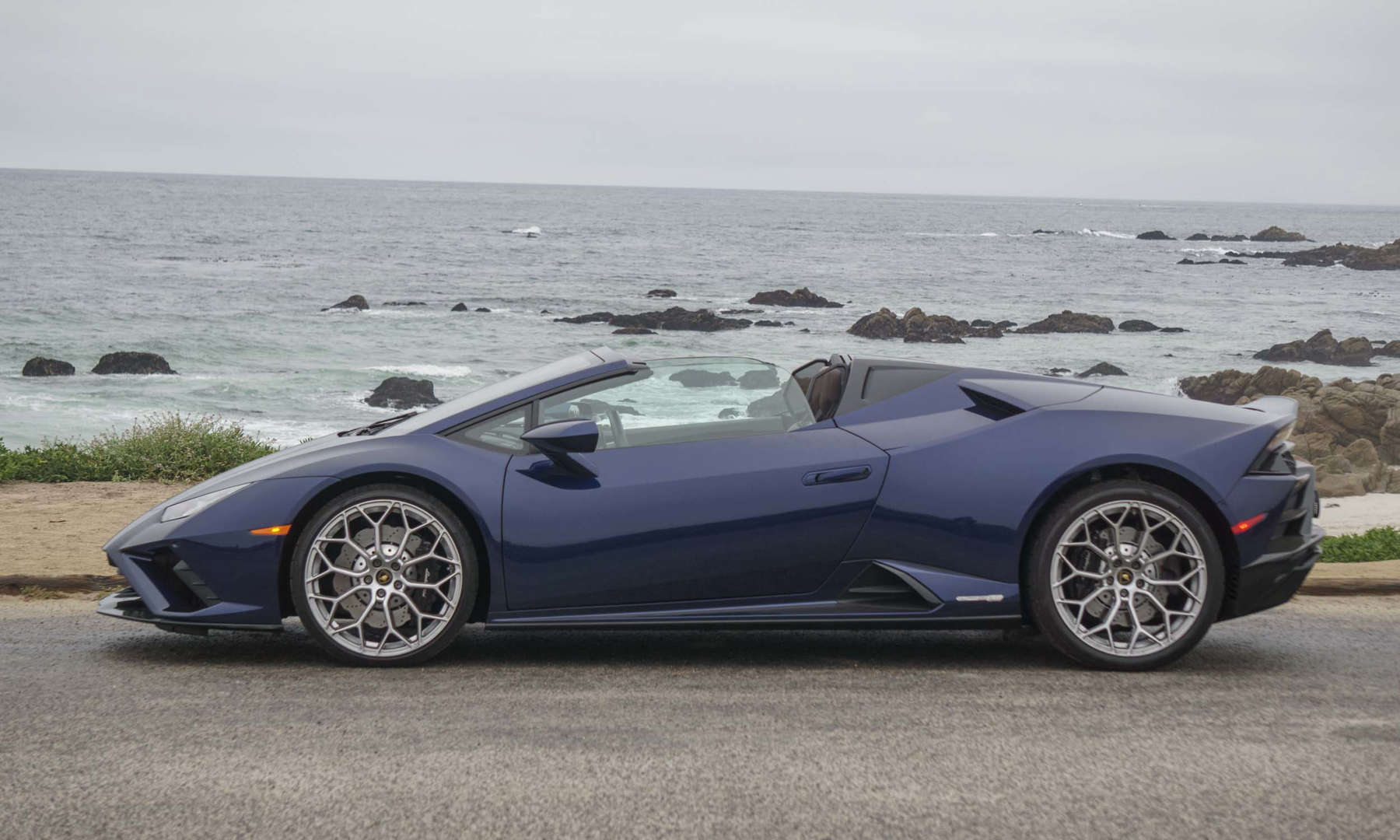 兰博基尼 Huracan EVO Spyder：极限日常驾驶者？