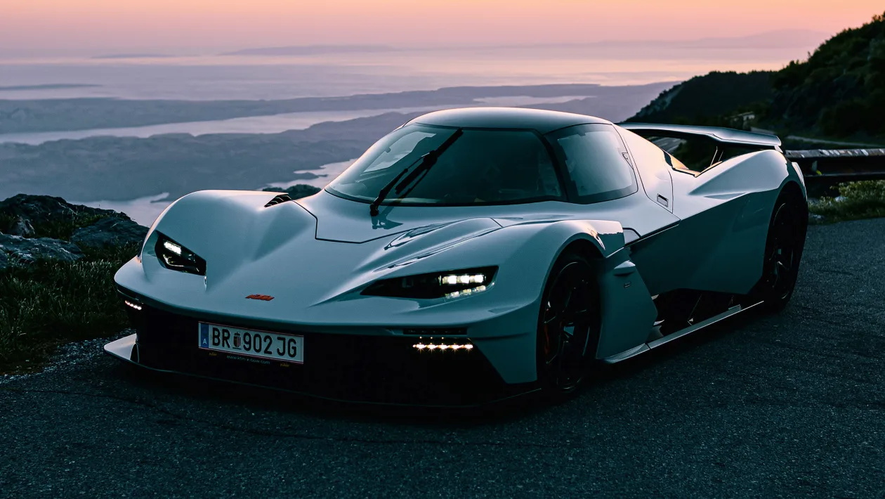 KTM X-Bow GT-XR 500马力的公路合法GT2赛车官图正式发布 