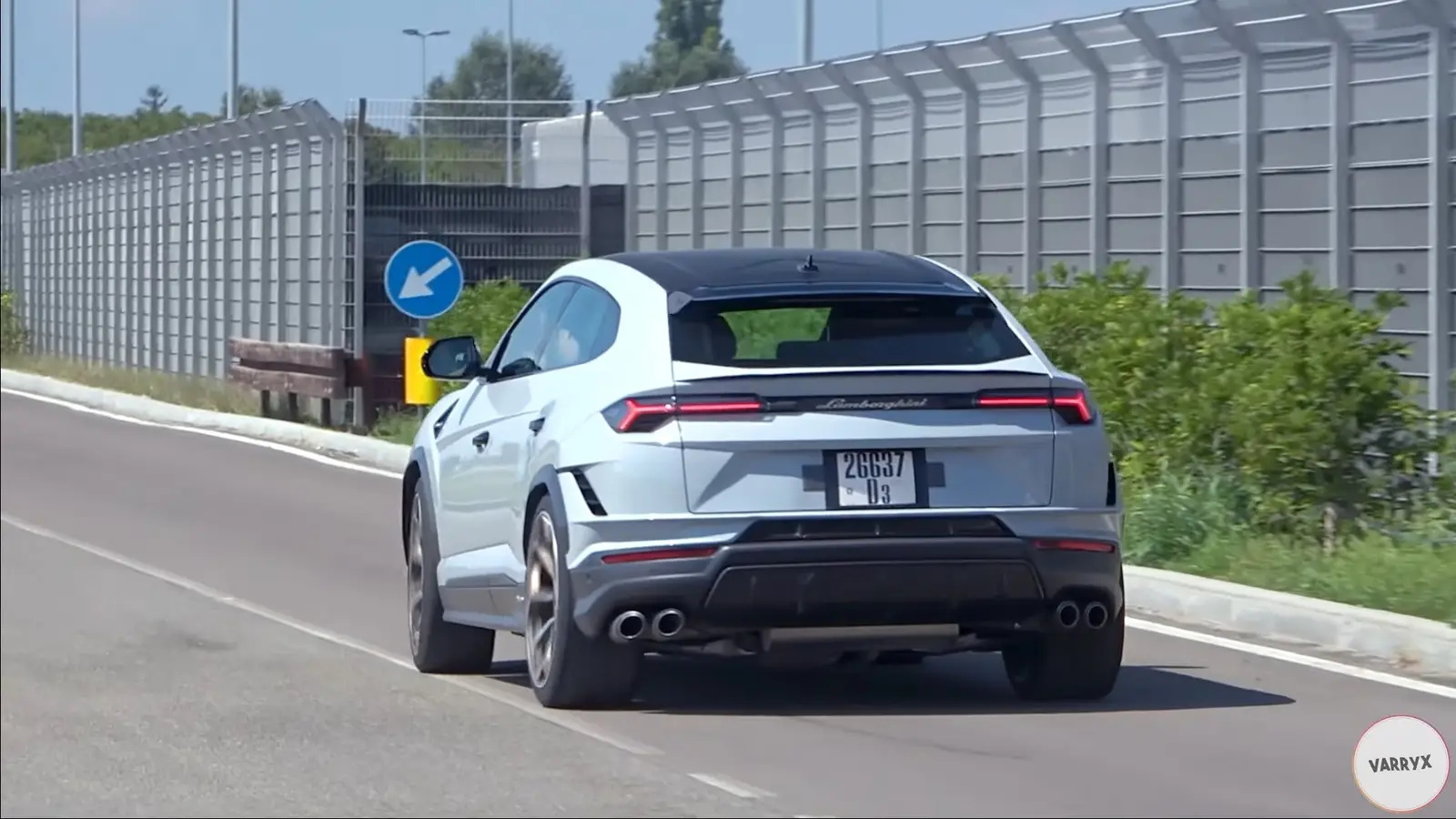 兰博基尼正在继续测试 Urus Performante