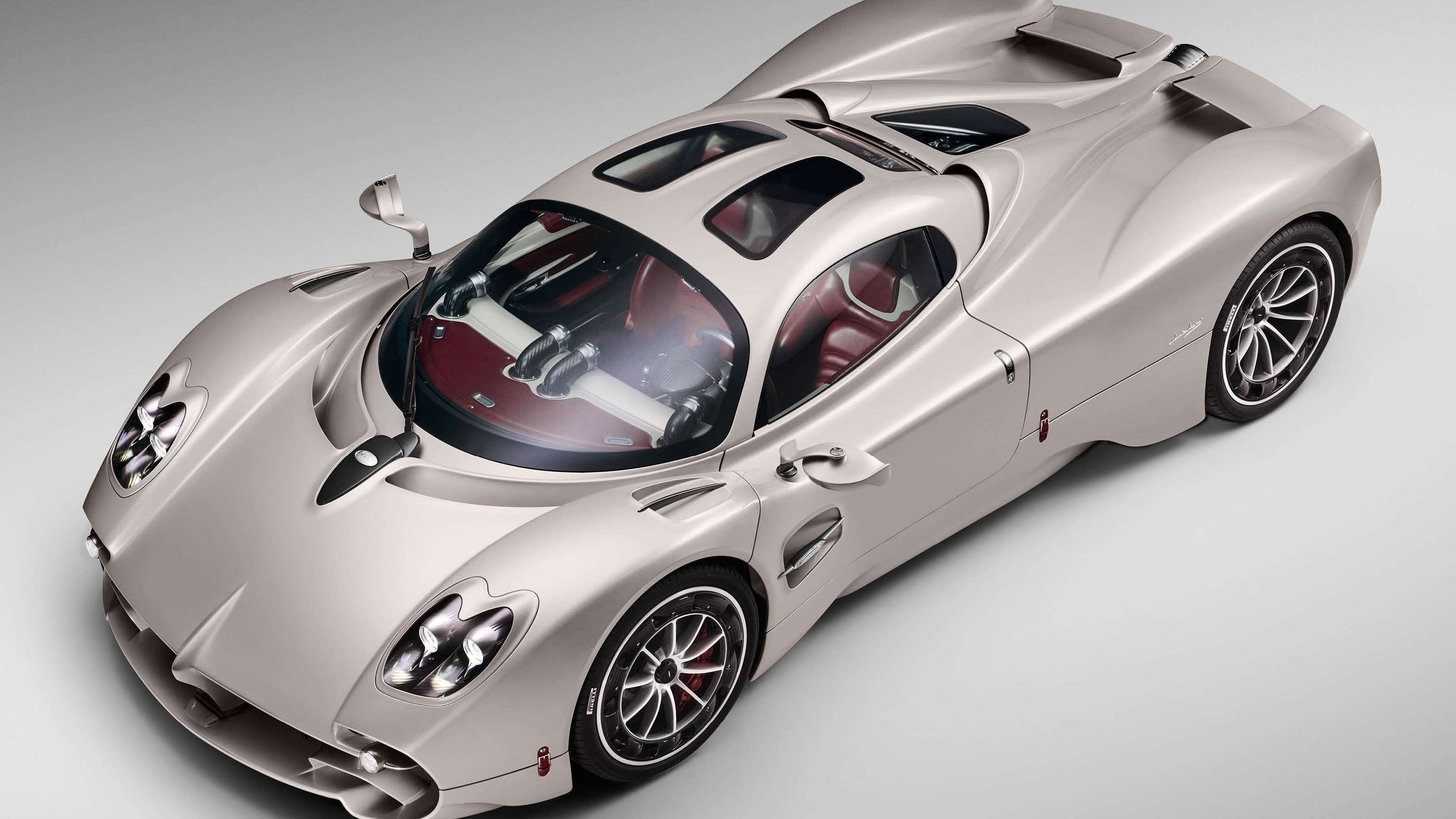 全新帕加尼Utopia正式发布 搭载 852bhp 双涡轮增压 V12发动机