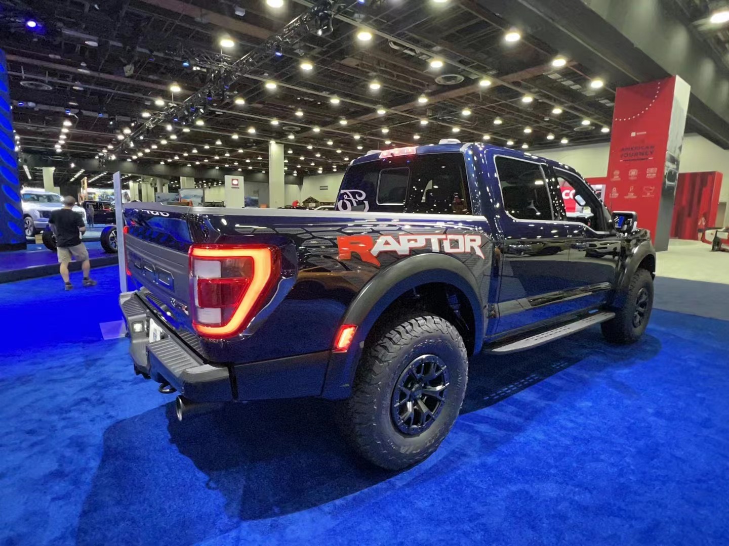 2022北美车展：福特F-150猛禽R发布
