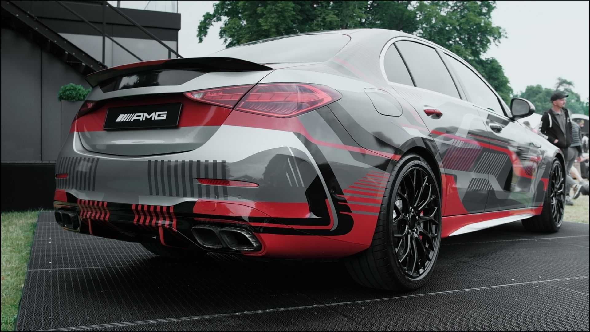 全新梅赛德斯-AMG C 63将于9月21日首发