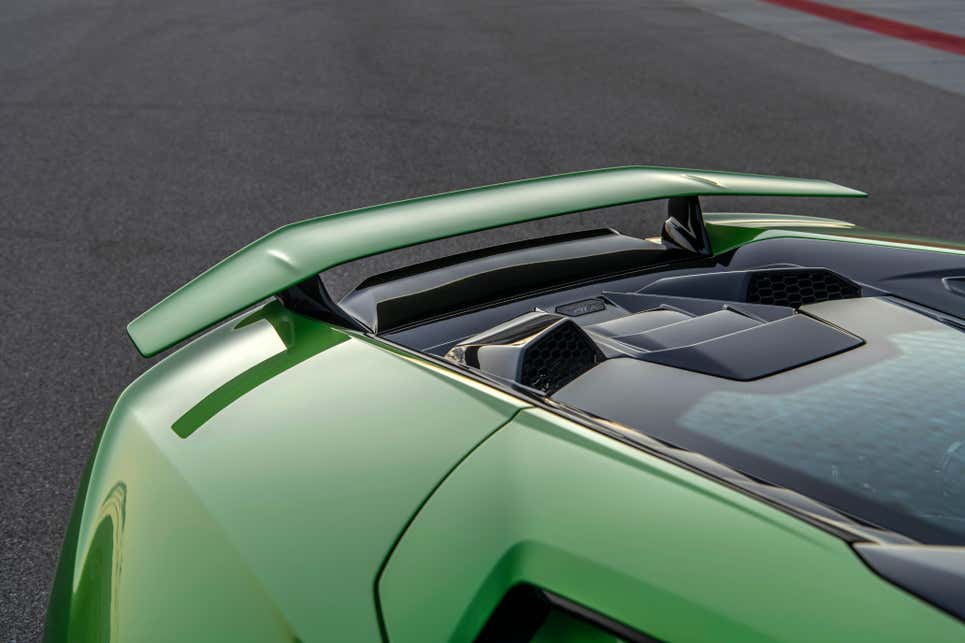 2023款兰博基尼Huracan Tecnica 一款硬核但友好的超级跑车