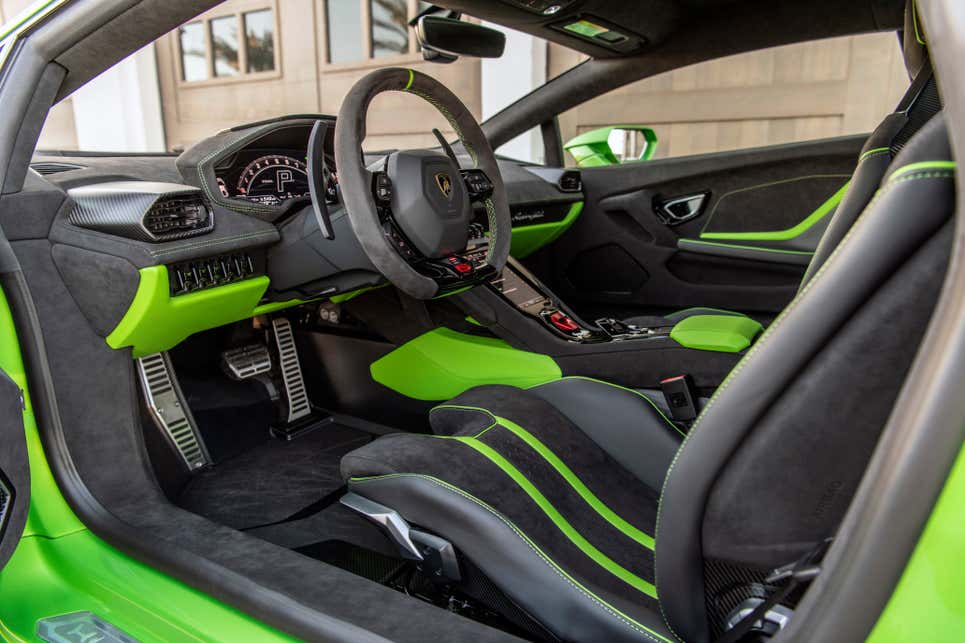 2023款兰博基尼Huracan Tecnica 一款硬核但友好的超级跑车