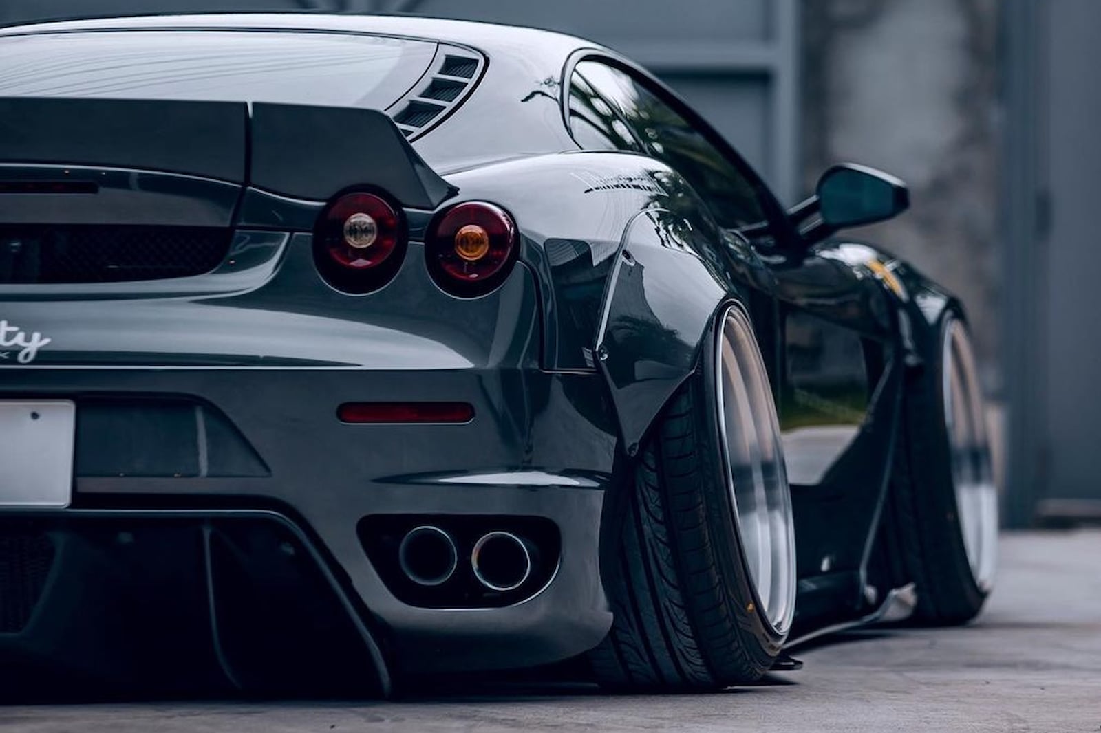 Liberty Walk法拉利 F430车身套件