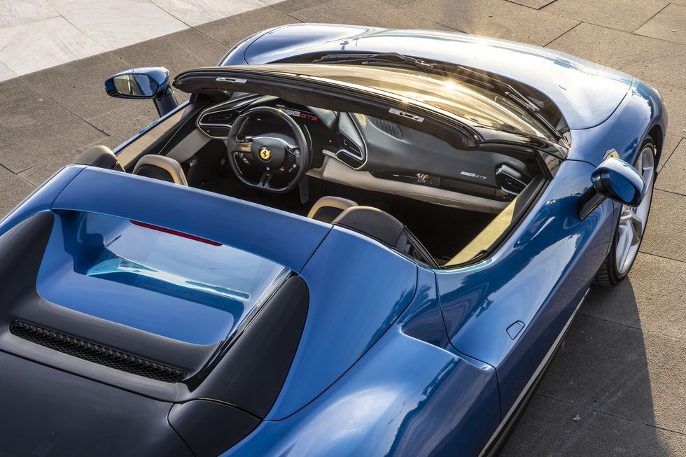 2023款法拉利 296 GTS 评测：敞篷超级跑车