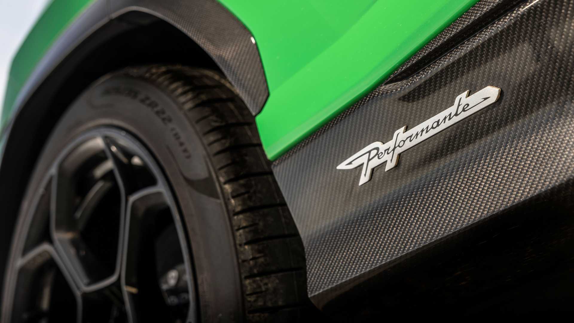 2023款兰博基尼 Urus Performante 第一次驾驶回顾：拉力赛和比赛