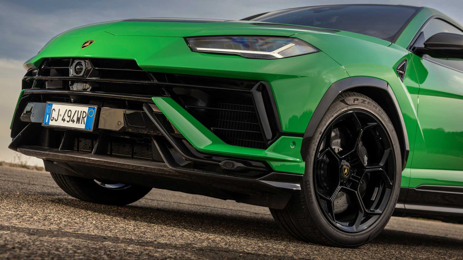 2023款兰博基尼 Urus Performante 第一次驾驶回顾：拉力赛和比赛